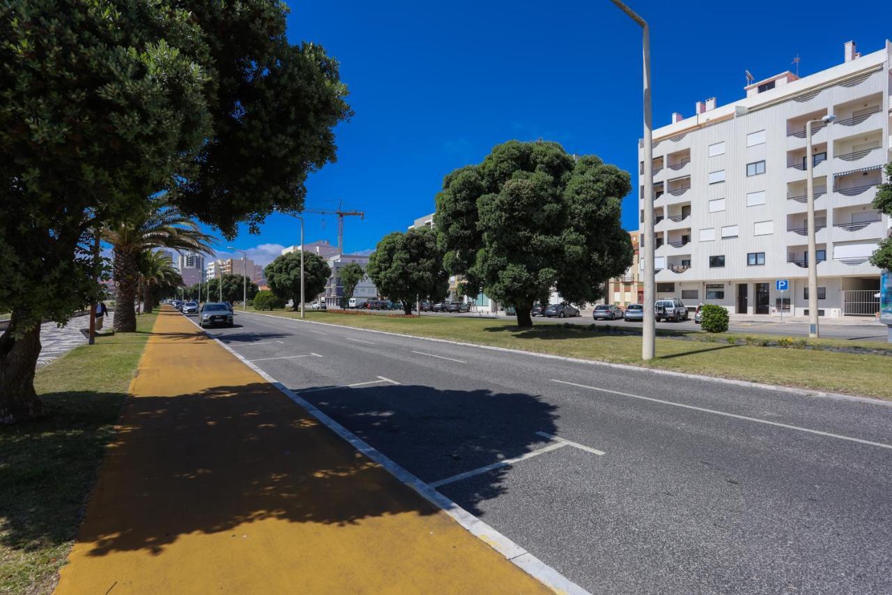 Brasil Avenue By Rent4All Figueira da Foz Exterior foto